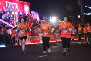 BIB: 26461, 2018, 2009
                            <button type="button" onclick="openModal(20717037)" class="btn btn-primary btn-sm float-right btn-popup" data-toggle="modal" data-target=".modal-high-quality">
                        <i class="fas fa-shopping-cart"></i> Add to Cart
                    </button>
                                            <button type="button" onclick="isThisMe(20717037, true)" class="btn btn-success btn-sm float-right btn-popup btn-isme hidden" data-toggle="tooltip" data-placement="bottom" title="นี่คือรูปของคุณใช่ไหม คลิกที่นี่เพื่อเอาเข้าอัลบั้ม">
                        <i class="fas fa-plus"></i> Add to album
                    </button>
                    <button type="button" onclick="isThisMe(20717037, false)" class="btn btn-warning btn-sm float-right btn-popup btn-isnotme hidden">
                        <i class="fas fa-ban"></i> Remove from album
                    </button>